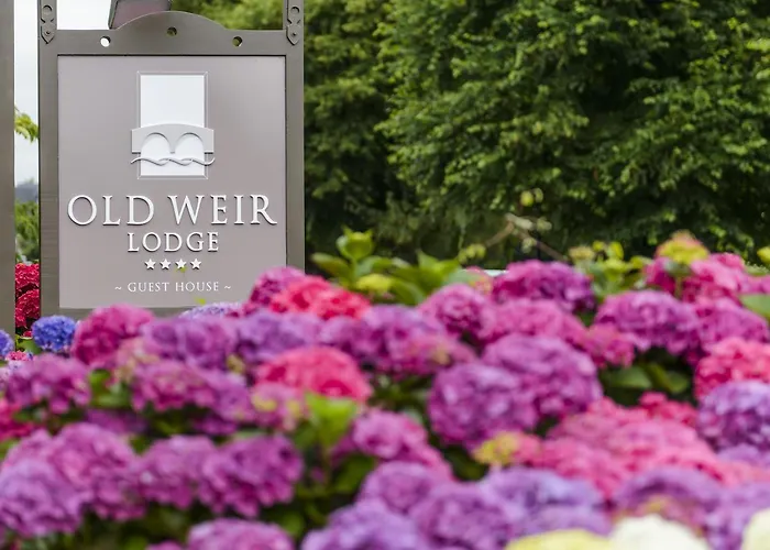 Old Weir Lodge